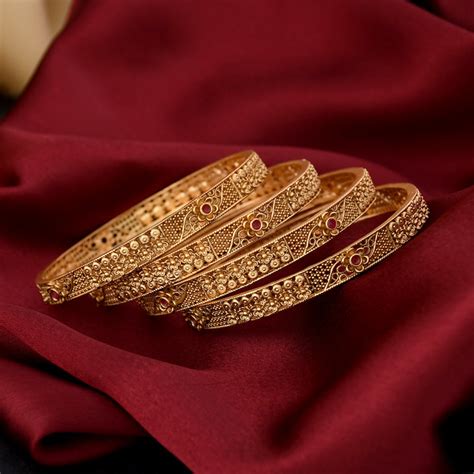 Buy South Indian Bangles Online in India - Rebaari