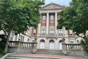 Philly tweaks admissions standards for coveted magnet schools - Chalkbeat