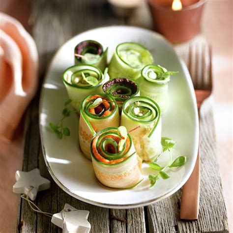 Rollitos de pepino rellenos con patés vegetales: el snack vegetal más ...