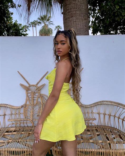 Lala Baptiste💃🏽 on Instagram: “🍋🍌💛🌻🌞 @revolve #revolveu” | Fashion, Fashion inspo outfits ...