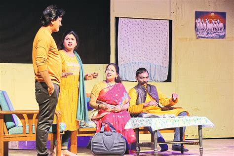 Kamgar Kalyan Natya Spardha : कुंभमेळ्यातील कहाणी ‘साधू संत येती घरा ...