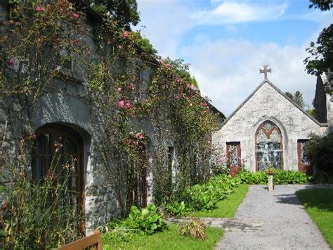 ROSS CASTLE (Rosscahill) - Ranch Reviews & Photos - Tripadvisor