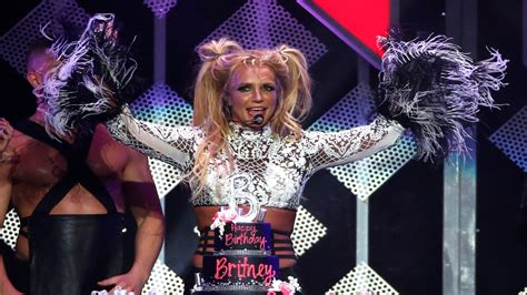 Hackers Falsely Proclaim Britney Spears Dead