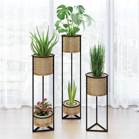 Incredible Black And Gold 3 Piece Iron Planters