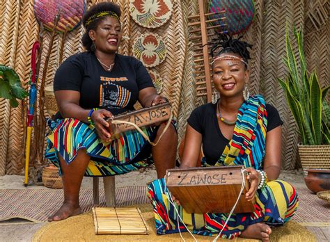 The Zawose Queens , 195 Argyll Street, PA23 7DD Dunoon, United Kingdom ...