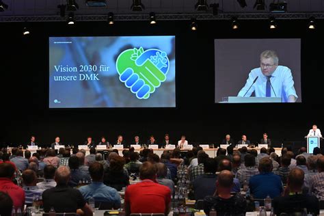 DMK verdient bei sinkendem Umsatz mehr Geld | agrarheute.com