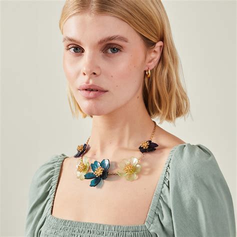 Resin Flower Statement Necklace - Accessorize India
