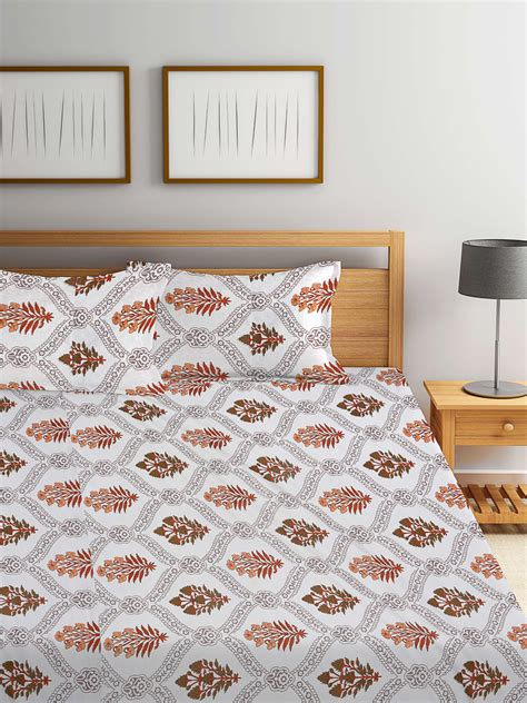 Klotthe Multicolor Floral 300 TC Cotton Blend Fitted Double Bedsheet w ...