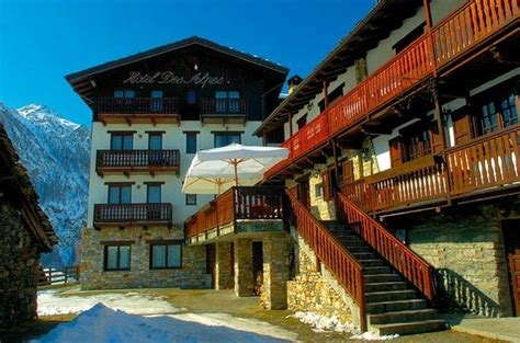 HOTEL DES ALPES (Saint-Rhemy-en-Bosses) - Hotel Reviews, Photos, Rate ...