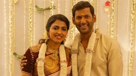 Vishal And Sai Dhanshika Get Engaged | Times Now