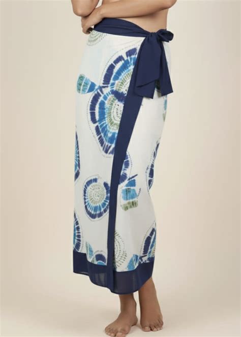 Off White Printed Sarong – WomanLikeU