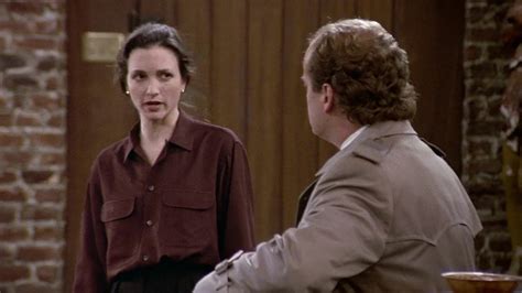 Watch Cheers Season 10 Episode 15: One Hugs, The Other Doesn't ...