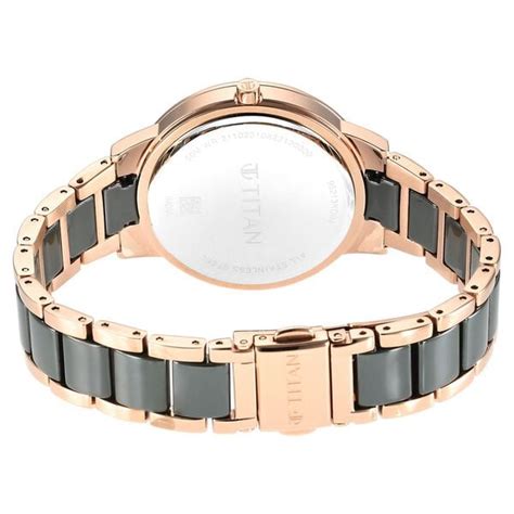 Buy Online Titan Purple Ceramics Green Dial Analog Steel and Ceramic ...