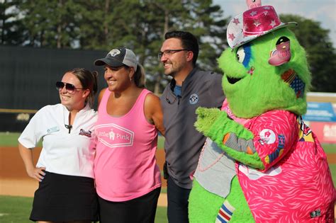 Entrepreneur Highlight: Anderson Rathbun and The Burlington Sock ...