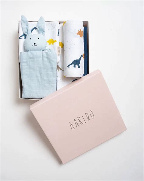 Aariro Newborn Essentials Gift Set For Baby Shower-Pack of 6-Little ...