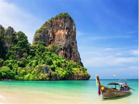 India repatriates 197 Indians who fled to Thailand from Myanmar scam ...
