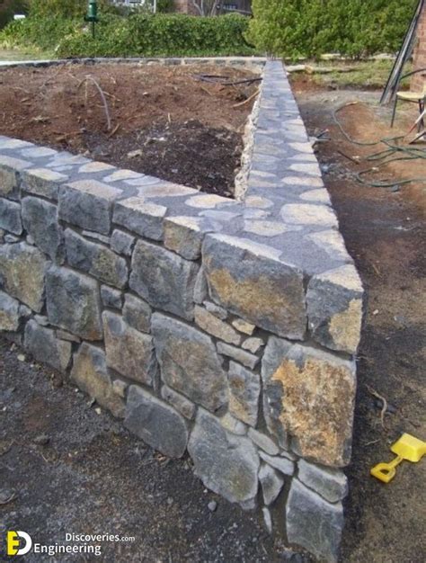 Making a Stone Wall 的图像结果