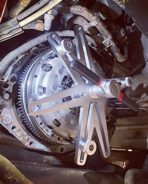 Engine Clicking When Accelerating 的图像结果