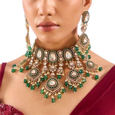 Buy Emerald Green Beaded Choker Necklace Set – Auraa Trends