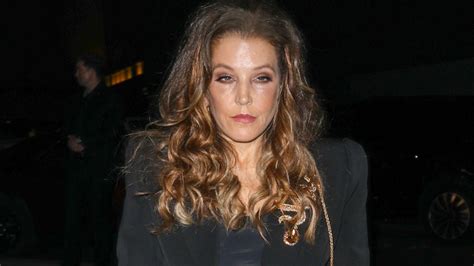Lisa Marie Presley Dies After Being Hospitalized - TrendRadars