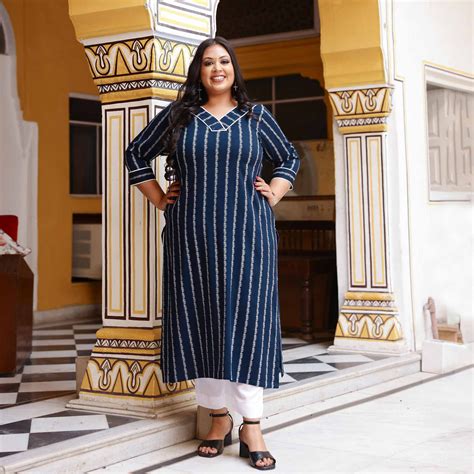 Buy Blissfull Streaks Cotton Lycra Kurta | Meera Plus Size