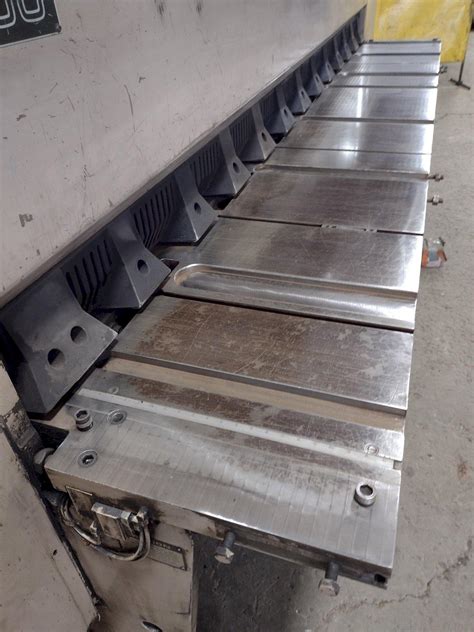 CINCINNATI 2500 X 12 FSU III SHEAR WITH CNC CONTROL CENTER: STOCK #18209