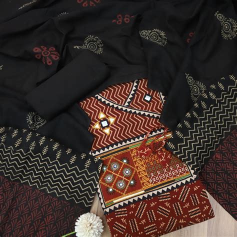Kaya Ruby Red Kutch Fusion in Angrakha Neck Ajrak Printed Cotton Suit ...