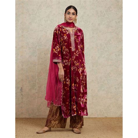 Priyanka Chopra wore a Sabyasachi velvet sharara set to Lilly Singh’s ...