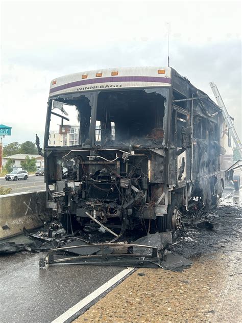 Exploding RV 的图像结果