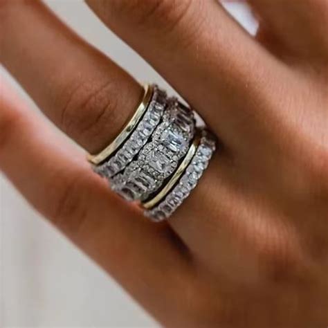 History of Sterling Silver Jewellery – KREVAA