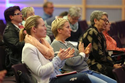 In der Diskussion: Die Reform der Pflegeberufe - Altenpflege