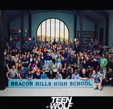 Pin di Li su Teen Wolf | Lupi mannari, Serie tv, Sfondi