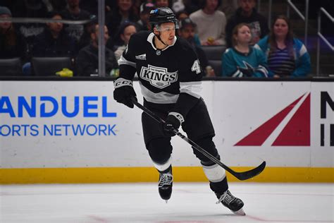 Los Angeles Kings reassign Andre Lee