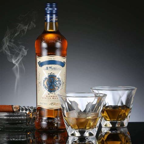 Melbify Whiskey Glass V Shaped | 300 ML | Whiskey Glasses for Men | Wi ...