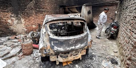 Two-Month-Old Video Used to Claim Delhi Police Released Chemical Gas ...