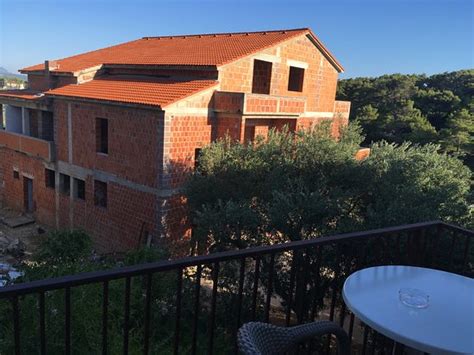 ROOMS VUKUSIC (Rab Town) - Guesthouse Reviews, Photos, Rate Comparison ...