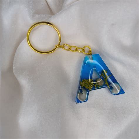 Buy Real Flowers Preserved Resin Keychains – ClassyArtZ.com