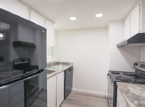 33016 17th pl s UNIT B203, Federal Way, WA 98003 | MLS #2142978 | Zillow