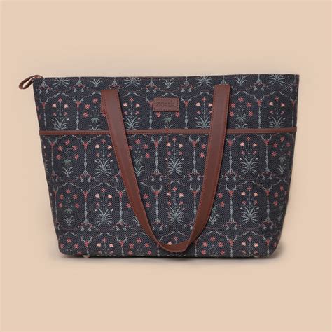 Taj Guldasta Tote Bag – Zouk