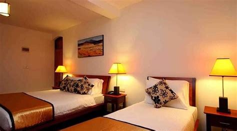 THE GOLDEN LEGACY HOTEL (Nuwara Eliya) - B&B Reviews, Photos, Rate ...