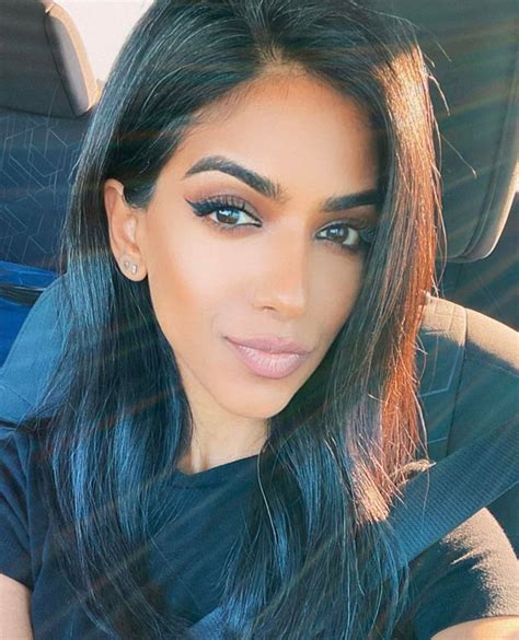 Yasmine Khan (Independent Media) : r/hot_reporters