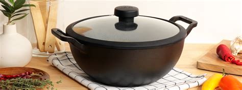 Which Cast Iron Kadai Is Good for Cooking Aloo Gobi Sabzi ...
