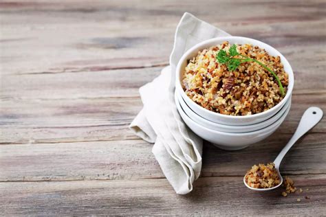 Can You Eat Raw Quinoa? - The iambic