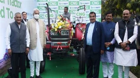 India’s first CNG tractor launched, promises to bring down fuel costs