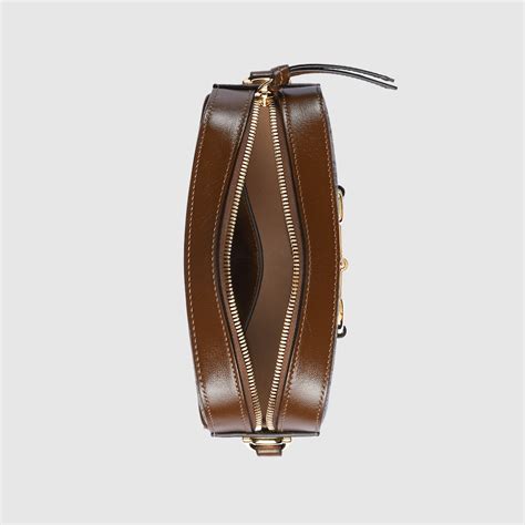 กระเป๋า Gucci Horsebit 1955 small camera bag inGG Supreme สีเบจและสี ...