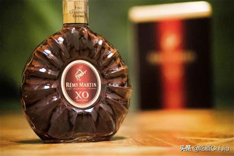 贵州茅台红色鸡年酒丨大师之作，陈酿酒质，特殊的收藏价值_茅台酒
