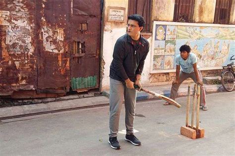 Video: Sourav Ganguly plays gully cricket in Kolkata