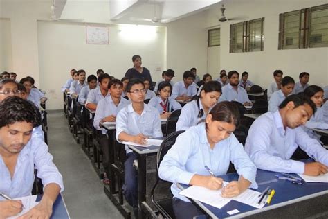 Sharda Group of Institutions Agra Campus: Photos, Virtual Tour