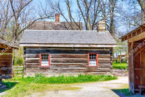 Log Frame House Colonial 的图像结果