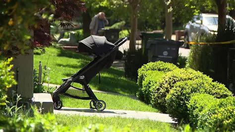 Toddler in stroller hit by bullet shrapnel in attempted Oakland robbery ...